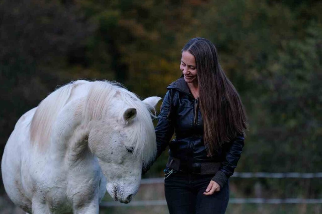 names for pairs white horse